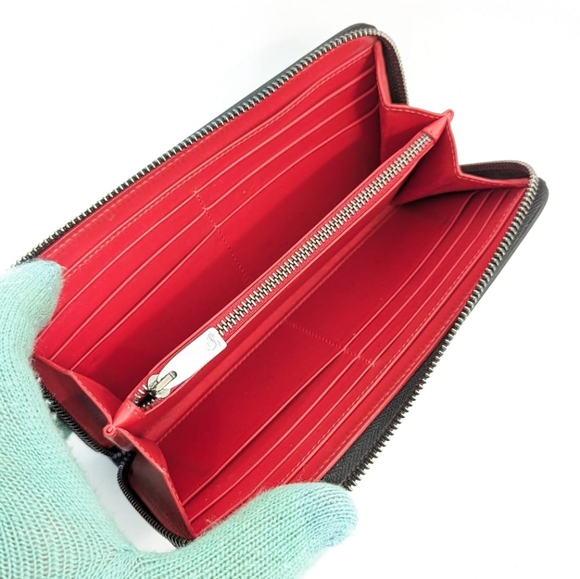 ✨️💎Authentic Christian louboutin Spike Stud Long Zippy Wallet - Picture 9 of 16